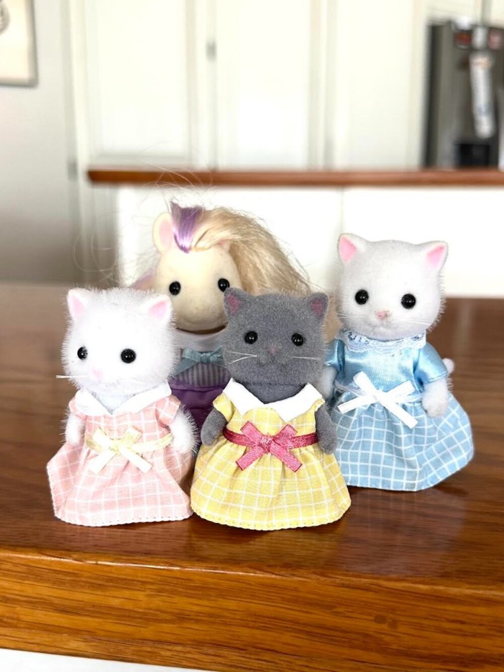 Calico Critters Lot of 4 Pony's Hair Stylist and Persian Cats
